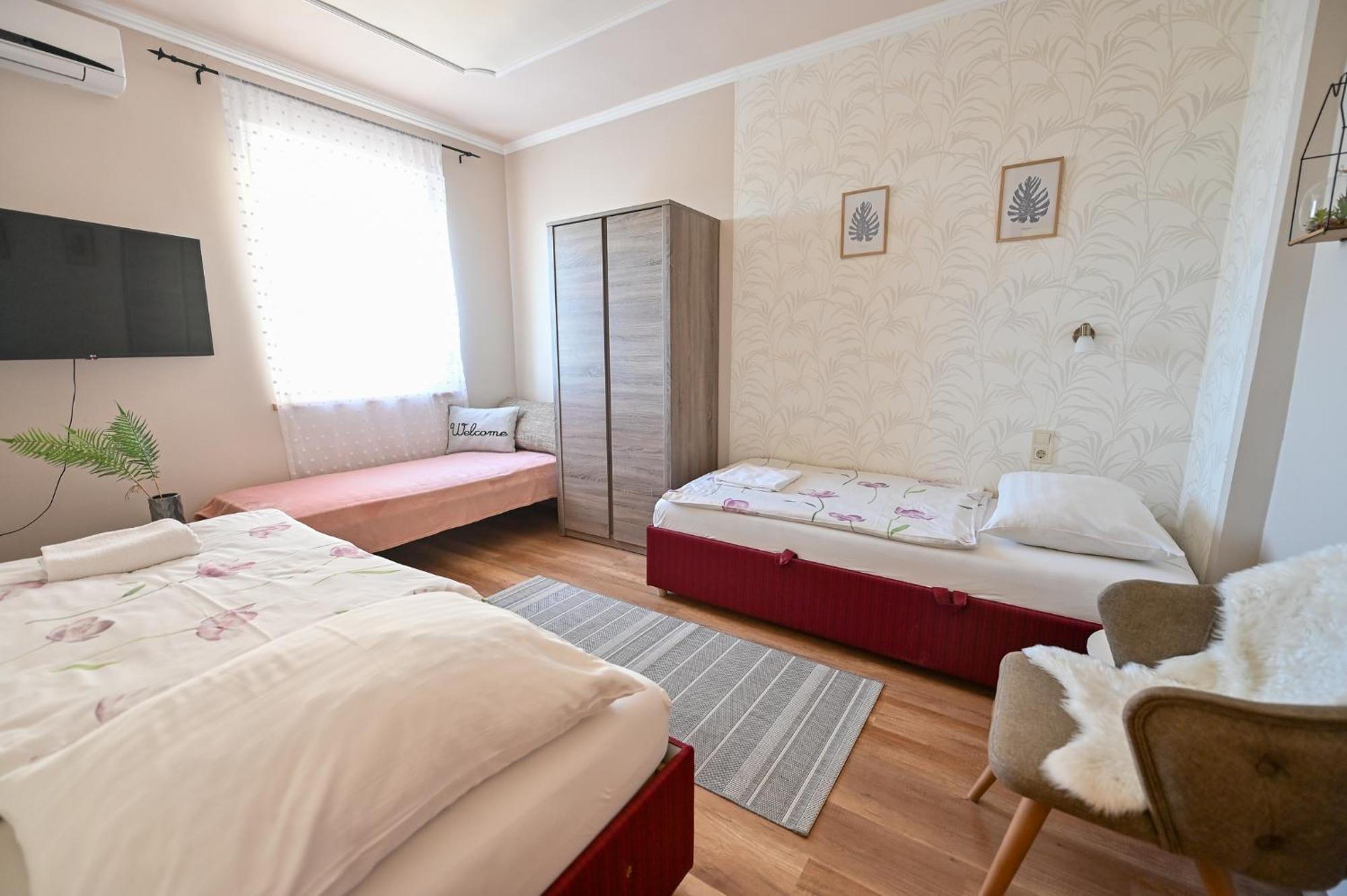 Bellavista 1 Apartman Eger Ngoại thất bức ảnh