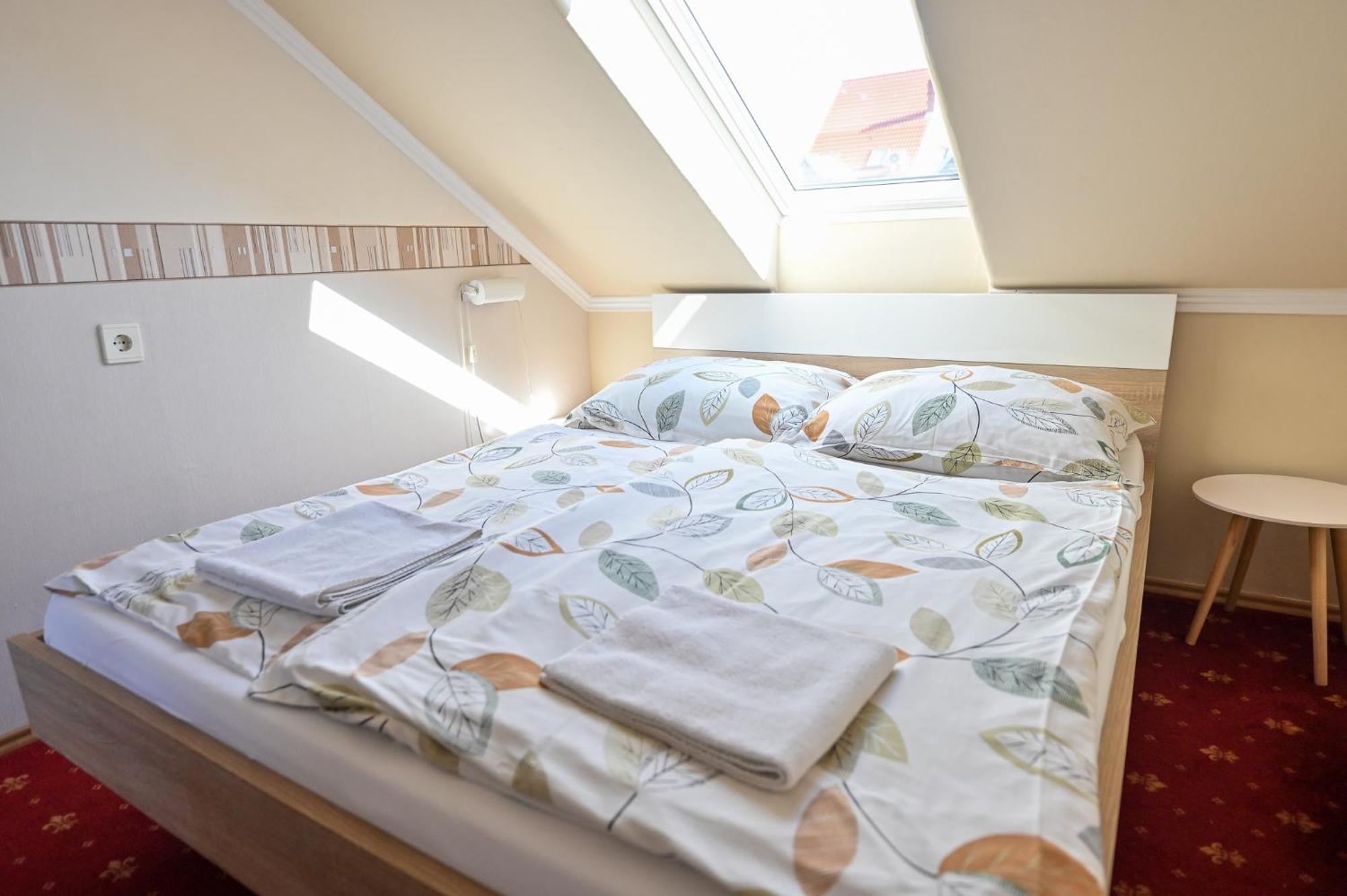 Bellavista 1 Apartman Eger Ngoại thất bức ảnh