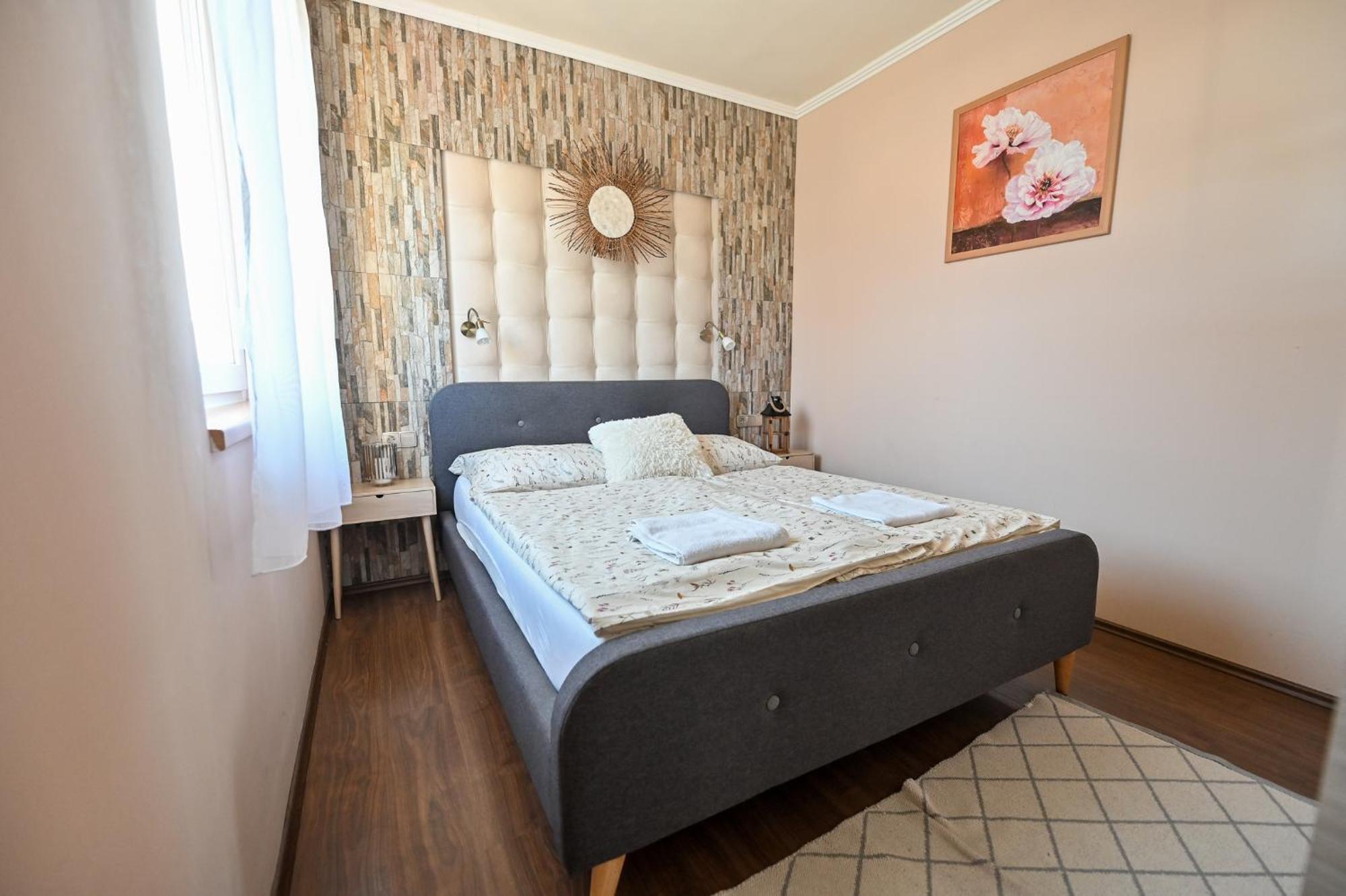 Bellavista 1 Apartman Eger Ngoại thất bức ảnh