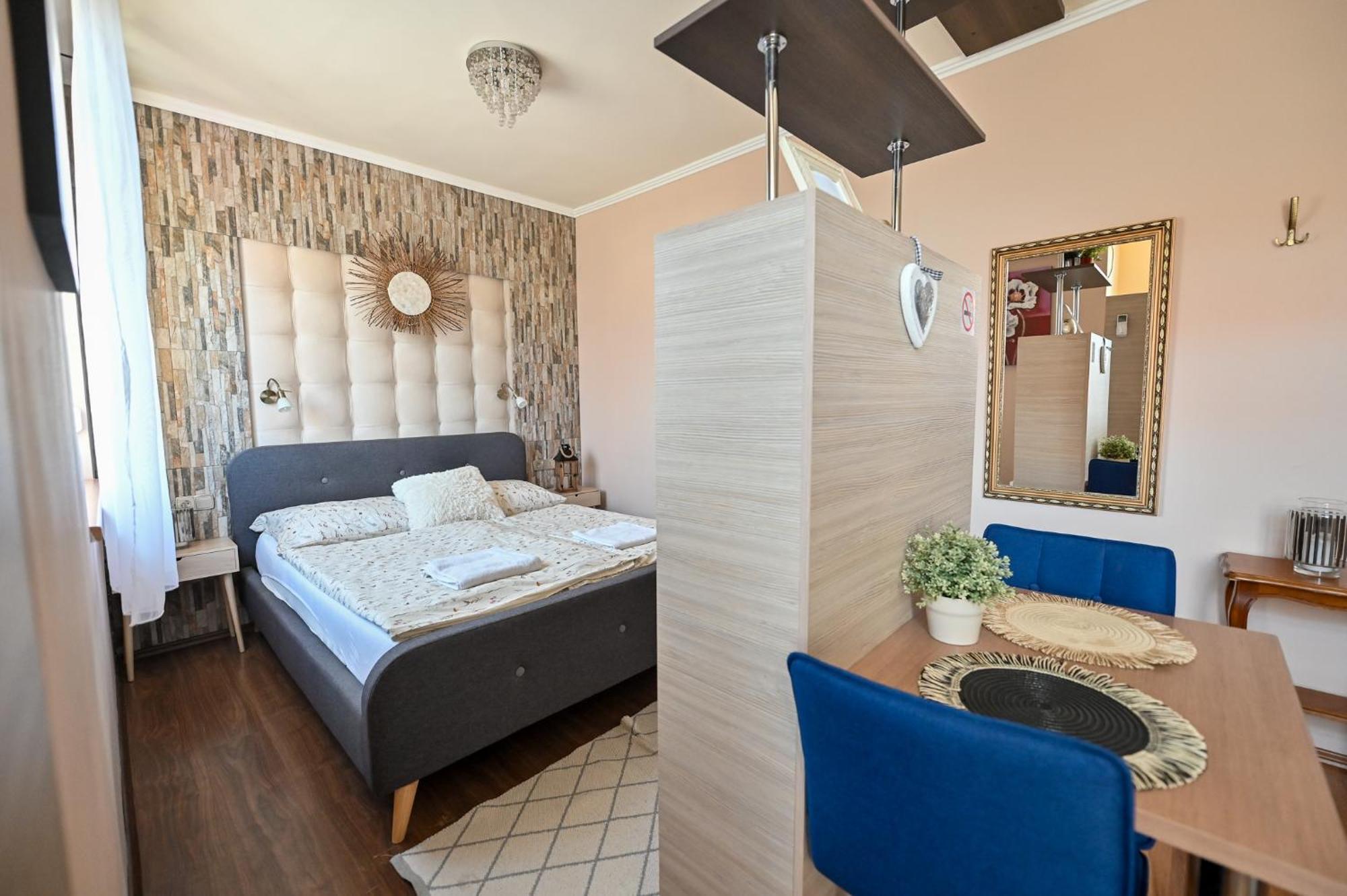 Bellavista 1 Apartman Eger Ngoại thất bức ảnh
